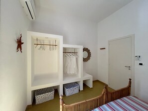 3 Schlafzimmer, Bügeleisen/Bügelbrett, Bettwäsche