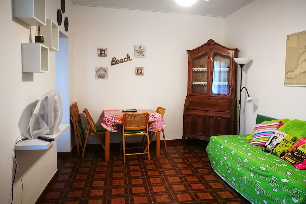 Apartamento de 50 metros cuadrados en el corazón de Rio Marina - Isla de Elba