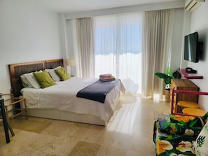 1 bedroom, desk, iron/ironing board, free WiFi