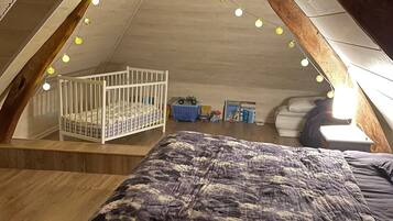 4 chambres, bureau, fer et planche Ă repasser, Wi-Fi gratuit