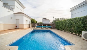 Beheizter Pool