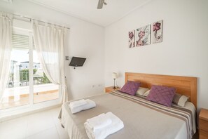 3 Schlafzimmer, Bügeleisen/Bügelbrett, Reisekinderbett, kostenloses WLAN