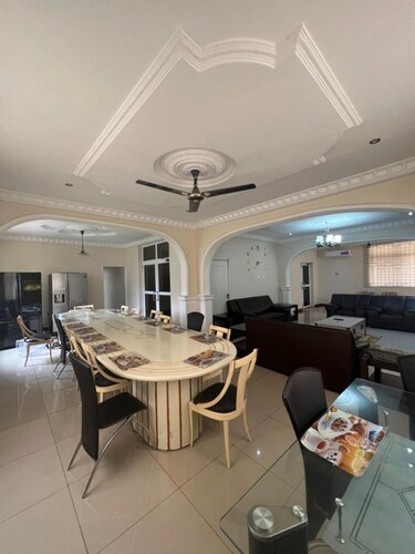 6 BEDROOM HOUSE  IN COMMUNITY 20, GREATER ACCRA , TEMA OFF THE SPINTEX ROAD