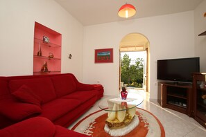 TV, DVD player, table football - Seaside Bliss: Unwind in Your Exclusive Summer Rental Paradise (Labin)