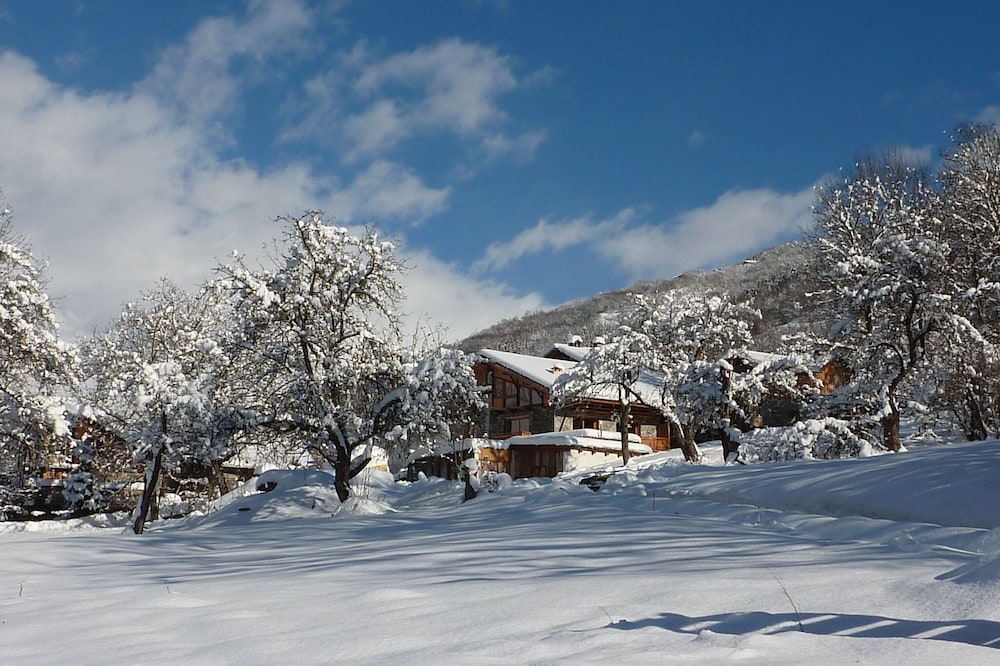CHALET NATURE SKI LODGE STERWEN SAUNA NAVETTE gratuite funiculaire ARC1600