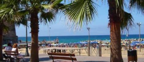 Beach nearby, sun loungers