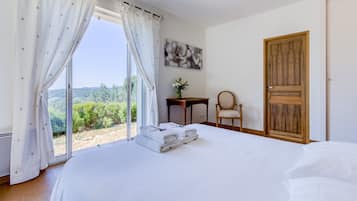 5 chambres, fer et planche Ă repasser, lit parapluie, Wi-Fi gratuit