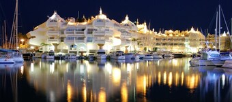Best Location in Benalmadena! 5 Bedroom Villa  Beach & Marina 5 mins  Sleeps 12
