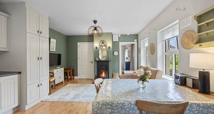 Mountshannon Cottage - Mountshannon