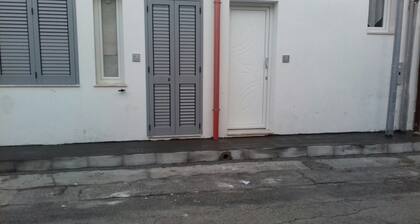Open Space Apartment 10 Meter vom SAN FOCA Strand entfernt
