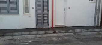 Open space apartment 10 meters from the SAN FOCA beach