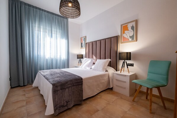 4 bedrooms, iron/ironing board, free WiFi, wheelchair access