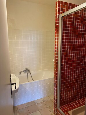 Bathtub - House / Villa - Le Rayol-Canadel (Rayol-Canadel-Sur-Mer)