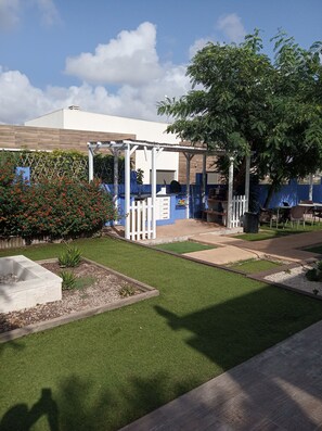 Property grounds - Cozy home in a quiet area near the sea with FREE WIFI (Santa Pola)