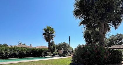 Villa récente avec piscine privée