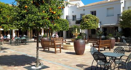 2 Bedroom Bellaluz Apartment with large, private roof top Sun Terrace.