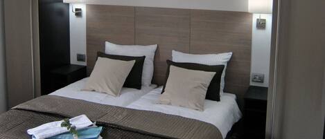 3 chambres, fer et planche Ă repasser, Wi-Fi gratuit, draps fournis