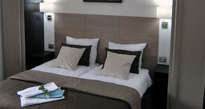 Luxus-Ferienhaus mit privatem Pool in der Nähe von Stränden, gratis WiFi