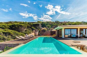 Pool - Villa Portobello Lux  - Independent Villa (Portobello)