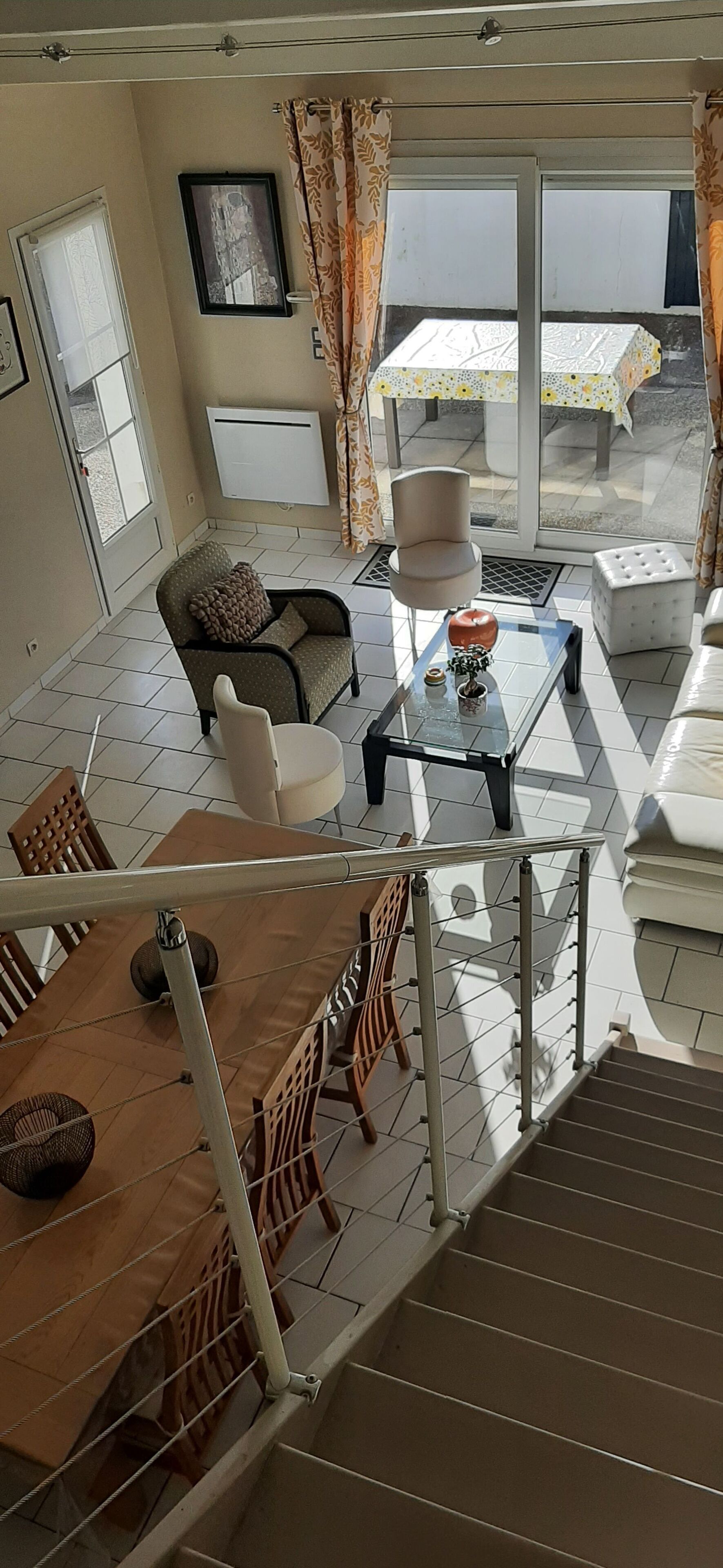 Televisión, chimenea