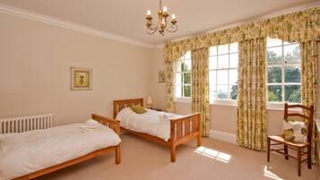 6 bedrooms, iron/ironing board, travel crib, WiFi