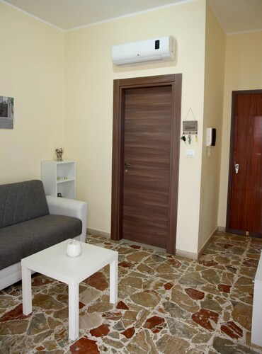 Mukava huoneisto 1 kerros - 600 metrin päässä merestä