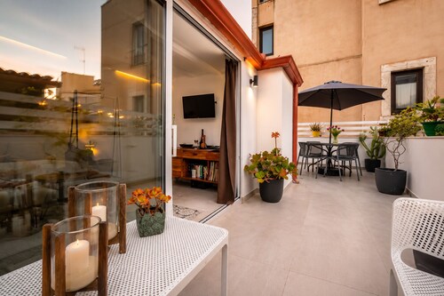 Cas'Amuri – Detached house with a terrace, in the heart of Ortigia