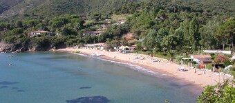 ELBA ISLAND SPLENDID VILLA WITH PANORAMA, TERRACE, WIFI AND AIR CONDITIONING