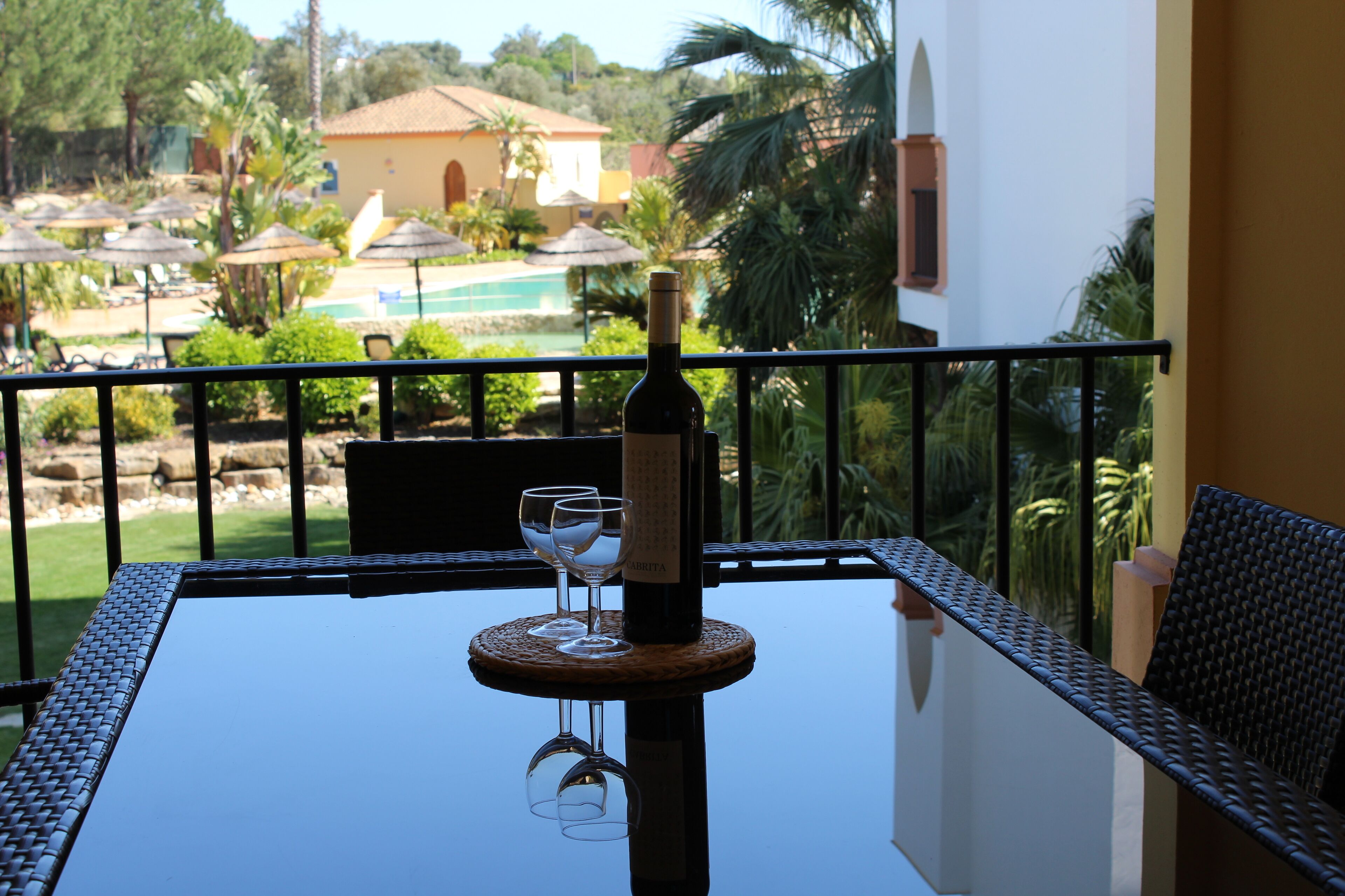 Luxury 3 bed, 2 bath Apartment, Jardim da Meia Praia 24584 / AL