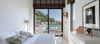 Villa Vilatoria- Luxury pool villa with majestic view