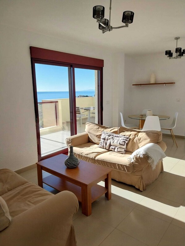 TV - Penthouse Apartment In Mojon Hills, Isla Plana, Cartagena, Costa Calida, Spain (Carthagena)