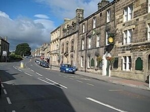 مواقف سيارات في المنشأة الفندقية