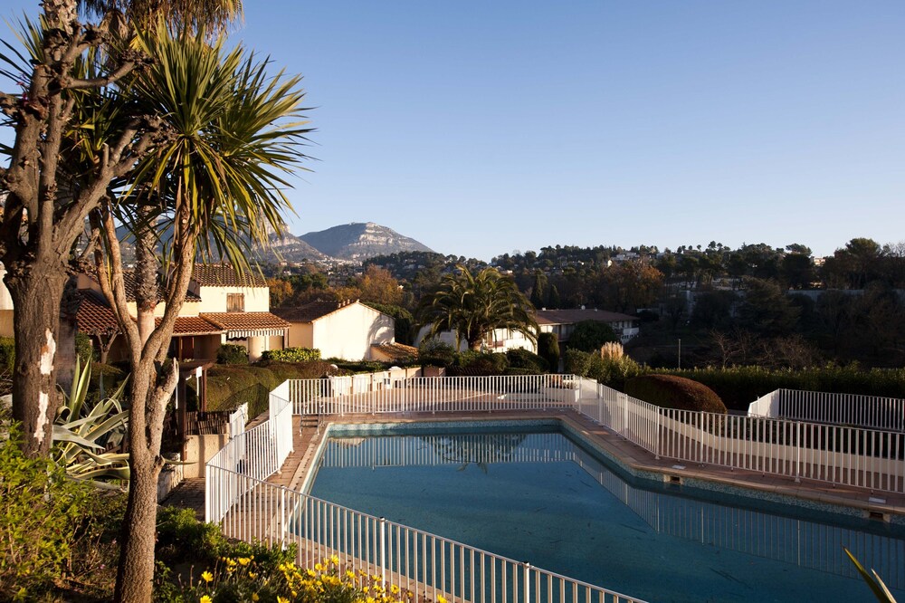 House / Villa - VENCE