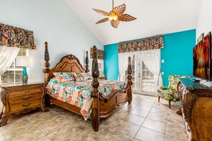 6 makuuhuonetta, työpöytä, silitysrauta/-lauta, ilmainen Wi-Fi