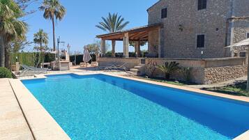 Piscine extérieure