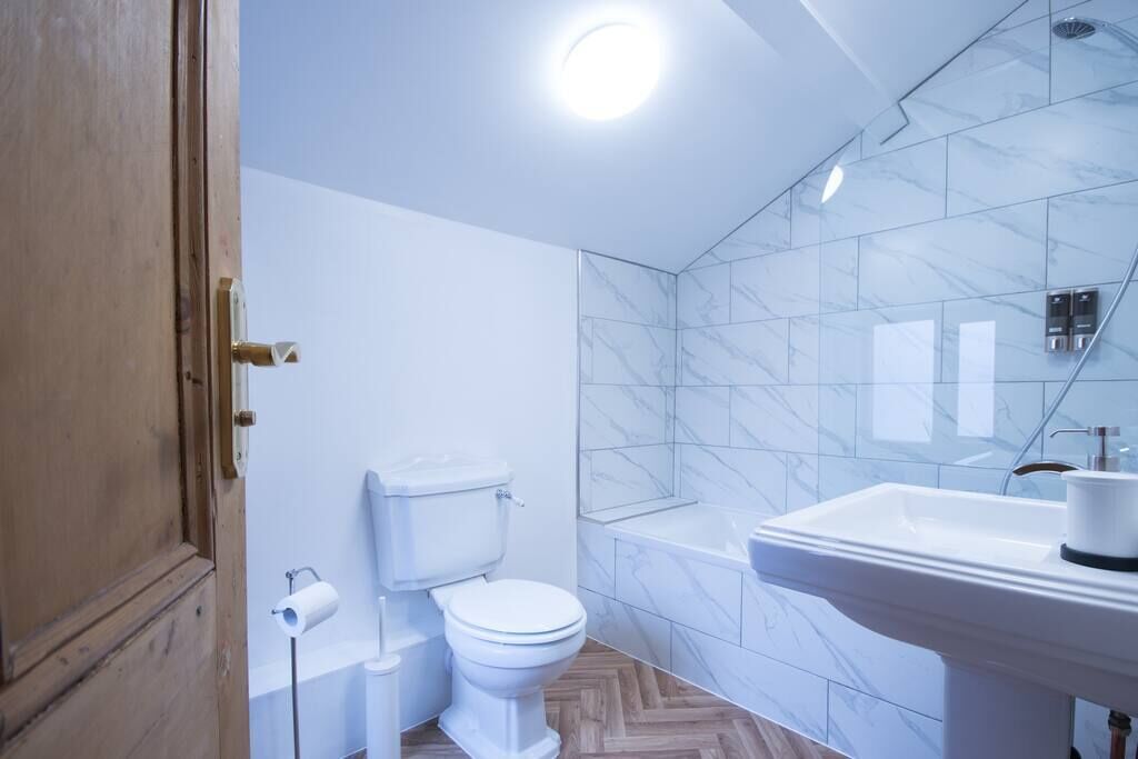 Grade II Apartment Town Centre