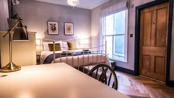 1 bedroom, soundproofing, iron/ironing board, WiFi