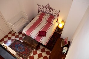 2 عدّة غرف نوم ومكتب ومكواة/لوح كي وواي فاي مجانًا