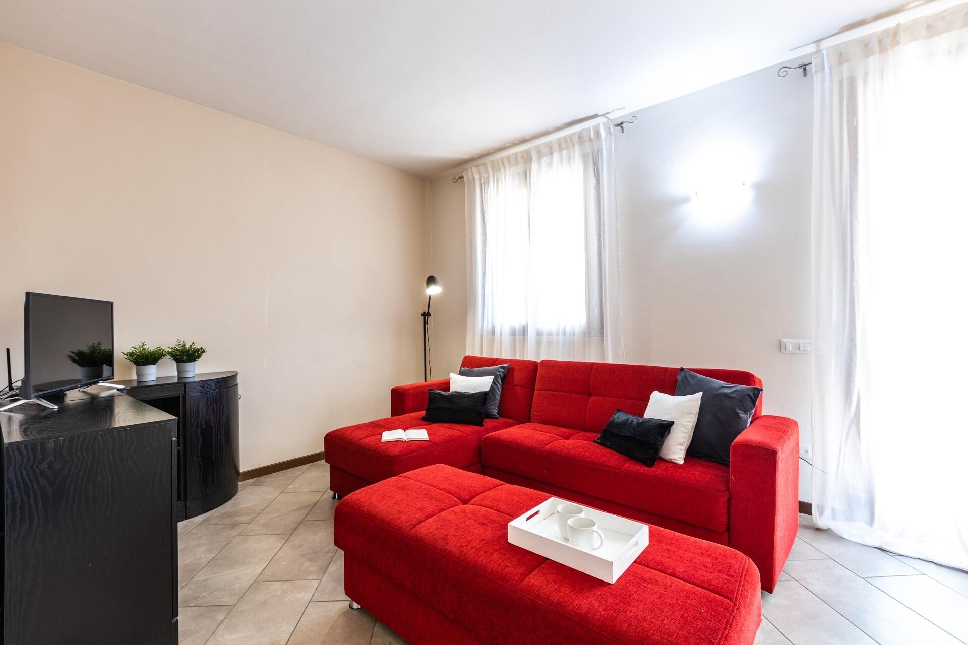 Un appartamento moderno e luminoso vicino alle mura della città di Lucca