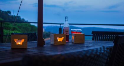 Sun, Sea & Culture. Luxury Villa & Pool. Breathtaking Views to Sea. Inc WiFi