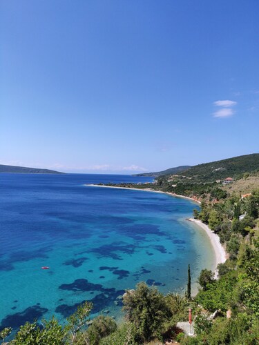 Alonissos/Alonnisos - Idyllic Villa with private beach & jacuzzi,  amazing views