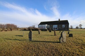 Exterior - Taigh An Clachair - Holiday home - Lybster, Caithness (LYBSTER)