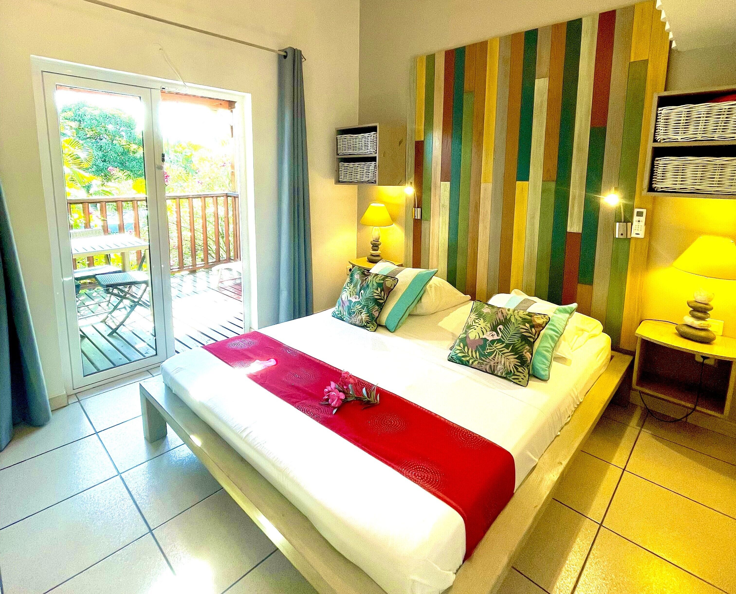 premium bedding, pillow-top beds, in-room safe, individually decorated