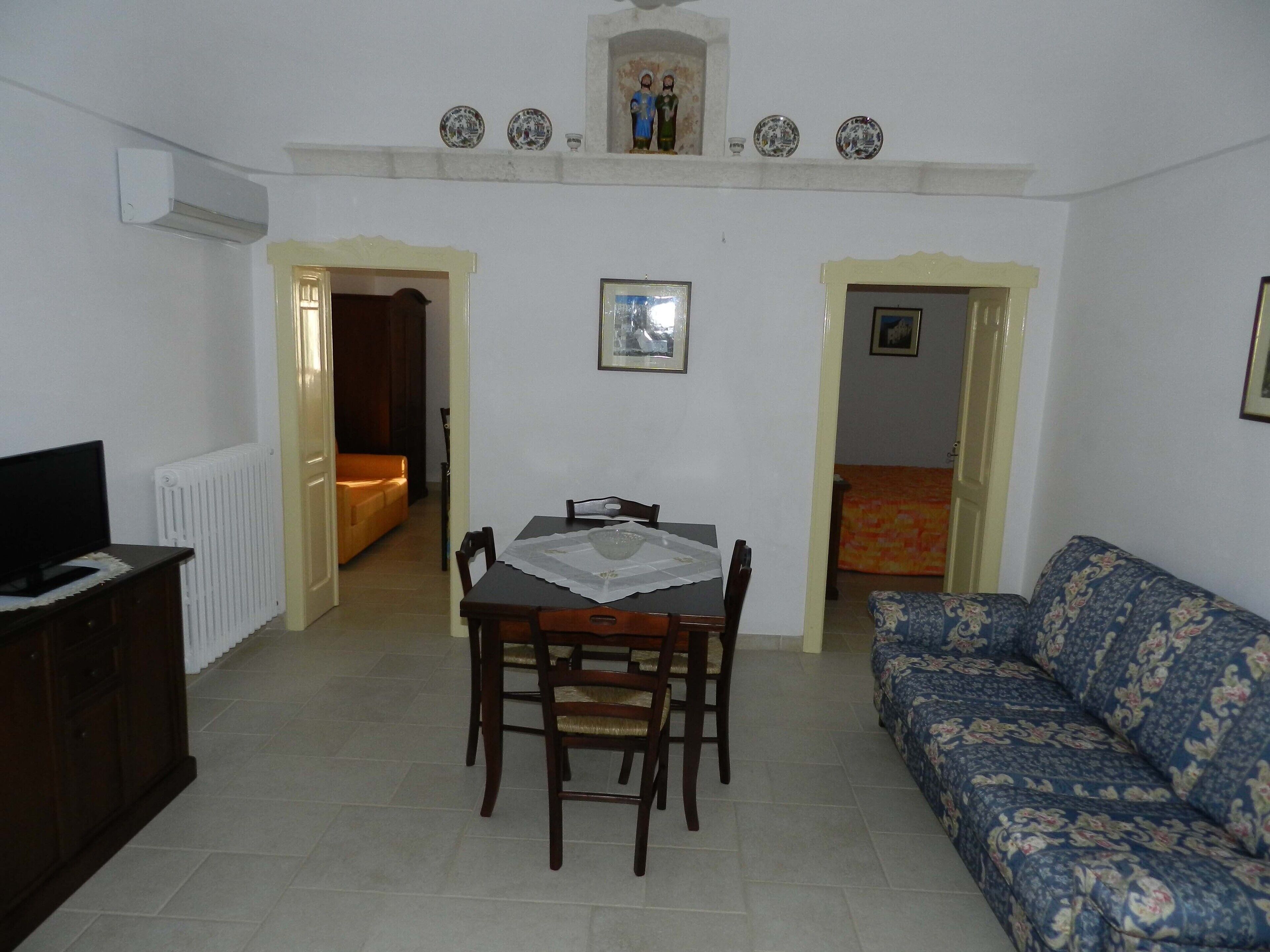 Holidays in Trulli: CASEDDE homes trulli and times