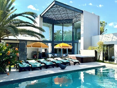 Villa PALOMA CAP D'AGDE 8 pers. Near the sea Heated pool Spa Quiet area