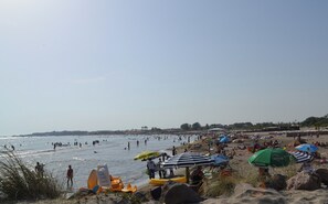 Beach nearby, beach towels