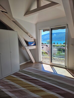 4 Schlafzimmer, Bügeleisen/Bügelbrett, Reisekinderbett, kostenloses WLAN