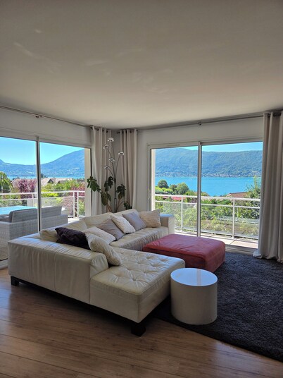 Lake Annecy magnificent new villa standing in front of the lake with stunning vi