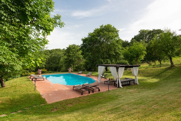 Piscine extérieure