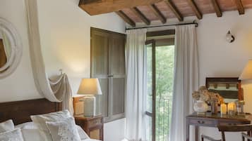 4 camere, ferro/asse da stiro, Wi-Fi, lenzuola